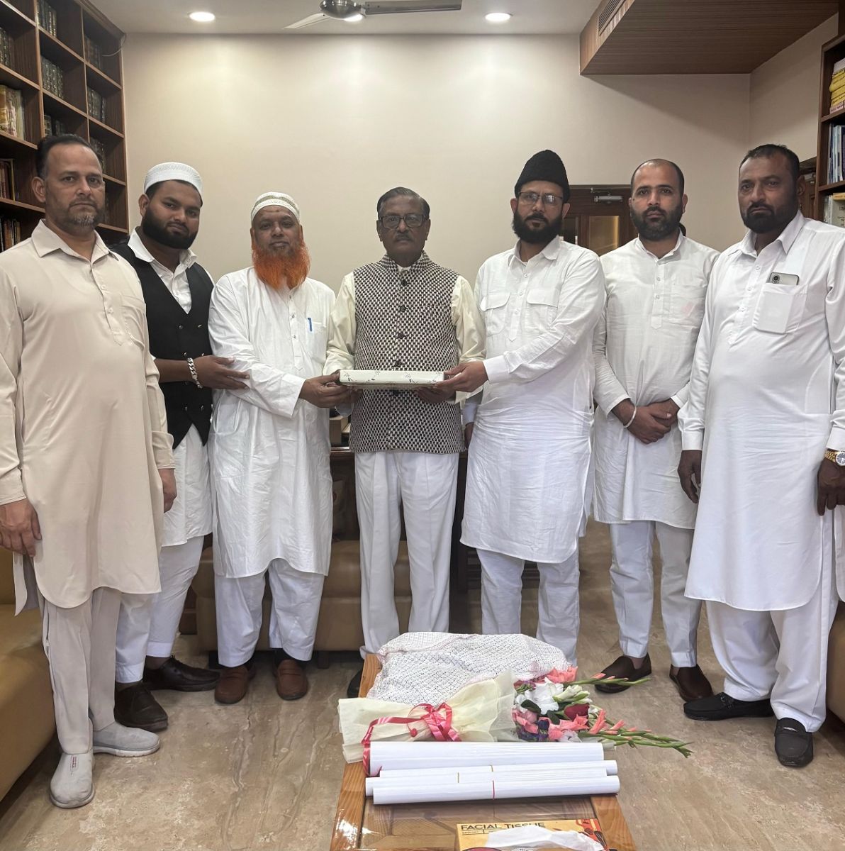Satya Pal Jain Congratulated and gave best Wishes on Eid