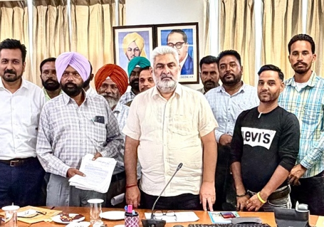 FOREST MINISTER LAL CHAND KATARUCHAK REAFFIRMS ‘NO RETRENCHMENT’ FOR FOREST WORKERS 