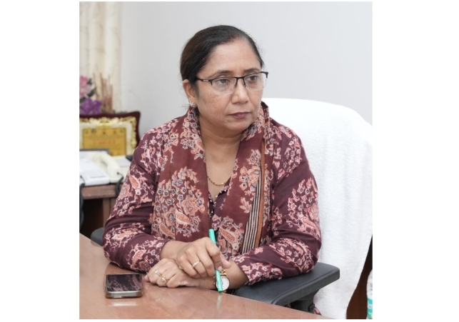 Dr. Baljit Kaur Announces Launch of Post-Matric Scholarship Portal for SC Students; Directs District Officials to Hold Village-Level Awareness Camps