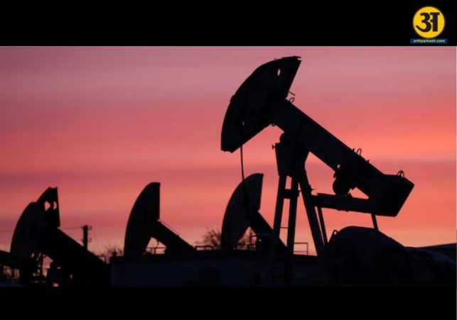 Crude oil climbs to four week high as Middle East tensions escalate