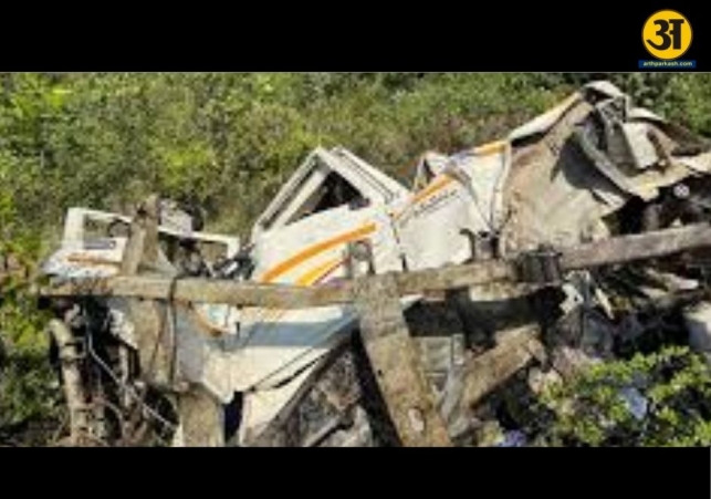 Eight killed after vehicle falls into gorge in Uttarakhands Tehri Garhwal