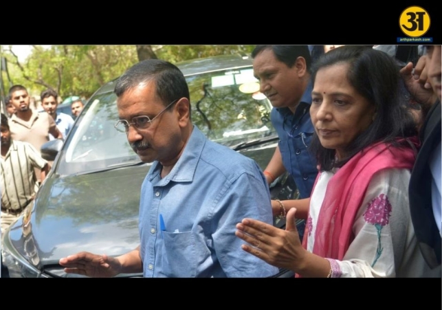 Kejriwal seeks judges recusal