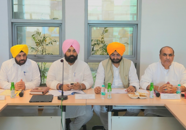 Punjab Govt Holds High-Level Meeting