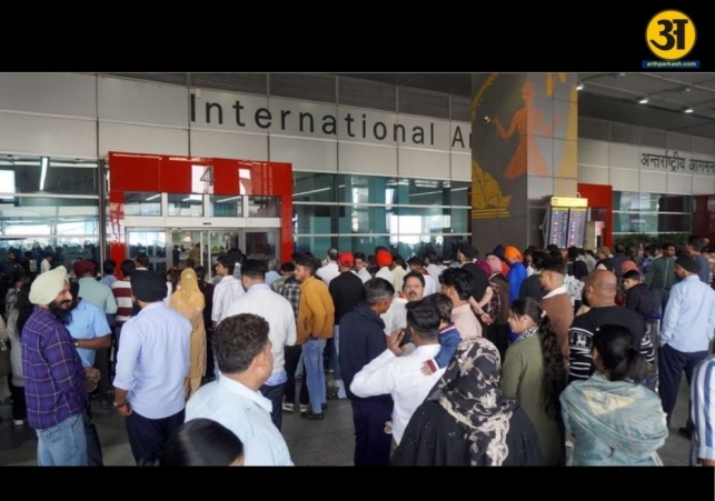 Tech glitch cripples Delhi airport