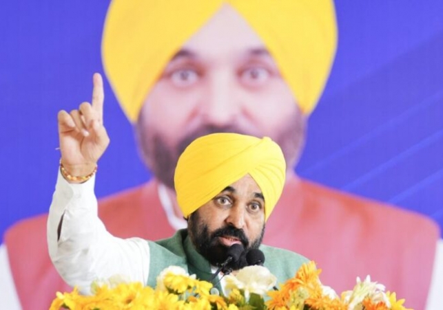 Chief Minister laid the foundation stone of 500 modern Panchayat Ghar