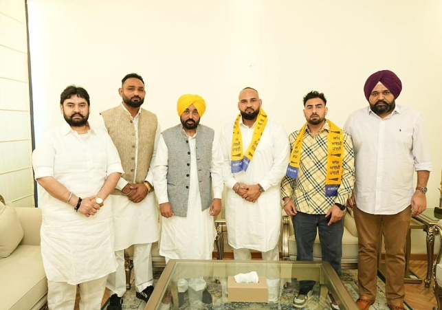 World-Renowned Kabaddi Player Sandeep Luddhar Joins AAP