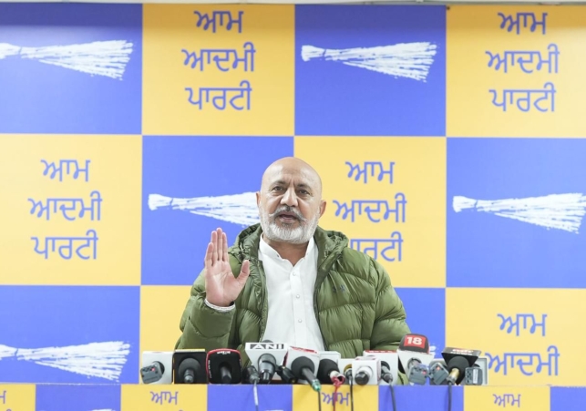Ravneet Bittu Openly Admits Alliance