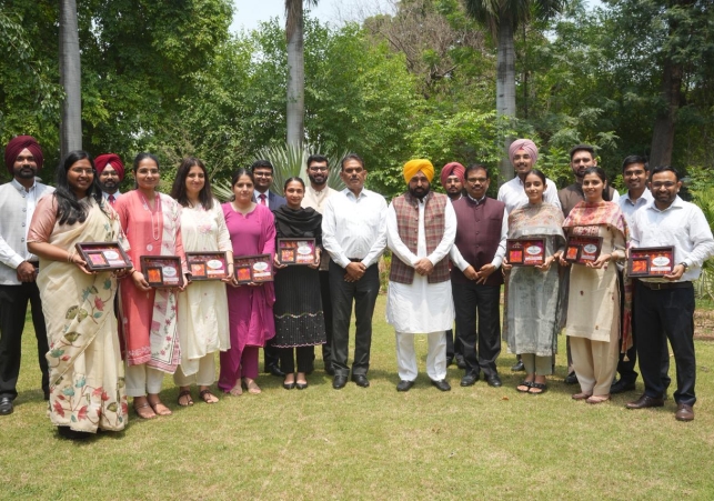 CM Bhagwant Singh Mann Felicitates UPSC 2025 Achievers