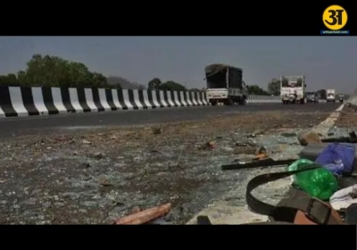 11 killed in Mirzapur highway crash after suspected truck brake failure causes chain collision