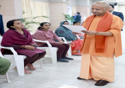 Senior Police Officers Posted in Districts should Monitor