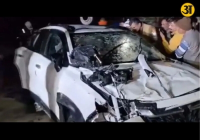 Four youths die after car falls into canal in Mathura road accident
