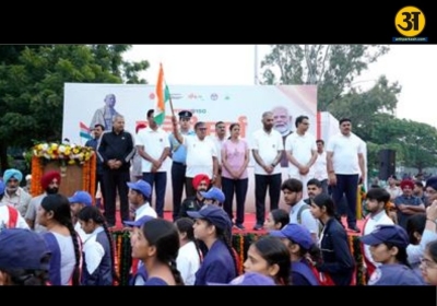 Governor joins citizens in Unity March to celebrate national integration at Sukhna Lake