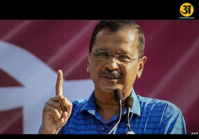 Kejriwals swift ascent contrasts