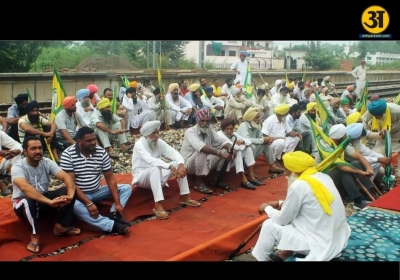 Sangrur farmers stage sit-in over unpaid highway project dues
