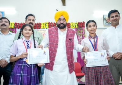 Chief Minister Bhagwant Singh Mann met Students