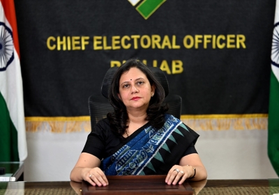 CEO CONGRATULATES TEAM OF DIRBA AND NIHAL SINGH WALA 